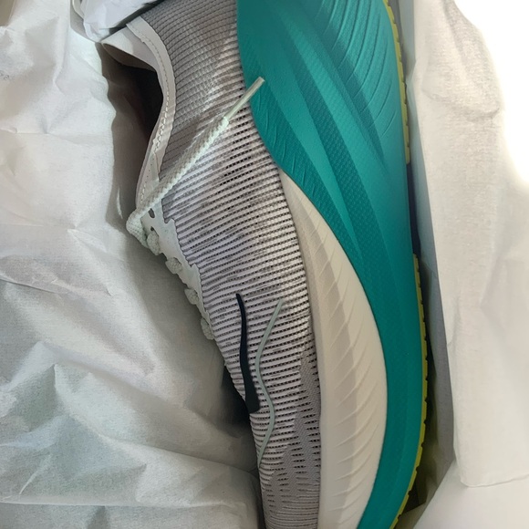 HOKA Mach X 2 New In Box Women’s - Picture 2 of 14